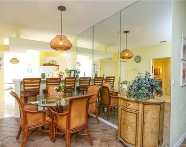 3775 Fieldstone Boulevard - Photo Thumbnail 7