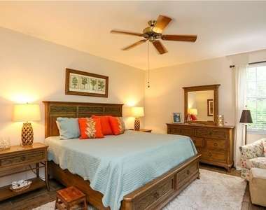 3775 Fieldstone Boulevard - Photo Thumbnail 11