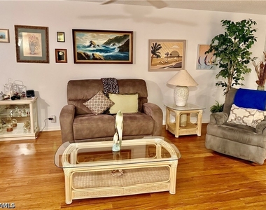 4187 Lakewood Boulevard - Photo Thumbnail 19