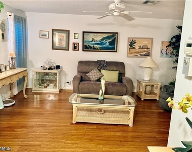 4187 Lakewood Boulevard - Photo Thumbnail 4