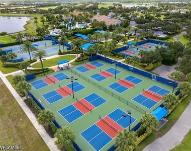 5769 Mayflower Way - Photo Thumbnail 14