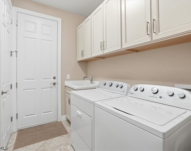 5769 Mayflower Way - Photo Thumbnail 35