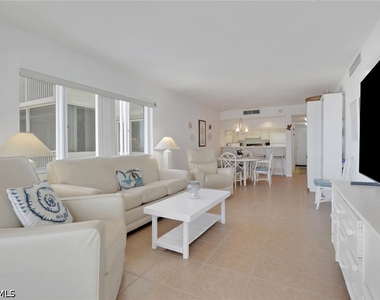 26340 Hickory Boulevard - Photo Thumbnail 2