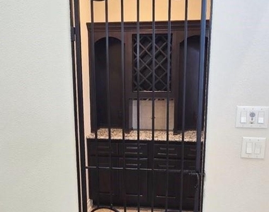 127 Bridgewater - Photo Thumbnail 26