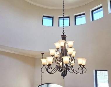 127 Bridgewater - Photo Thumbnail 3