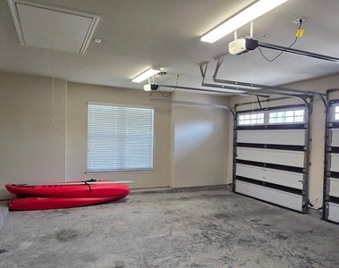 127 Bridgewater - Photo Thumbnail 33