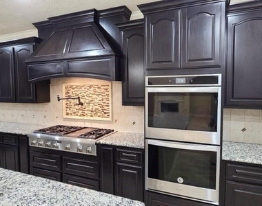 127 Bridgewater - Photo Thumbnail 9