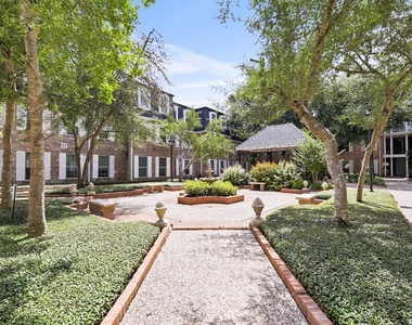 361 N Post Oak Lane - Photo Thumbnail 22