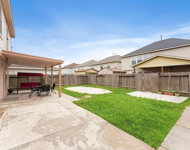 11622 Silent Elm Street - Photo Thumbnail 4