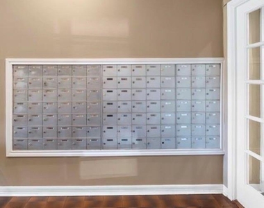 2475 Underwood Street - Photo Thumbnail 17