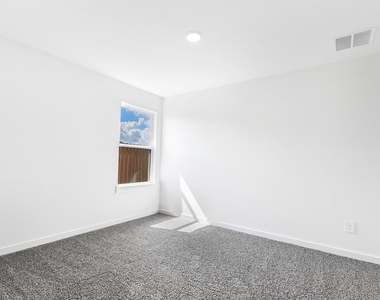 3203 Langley Bend Lane - Photo Thumbnail 23