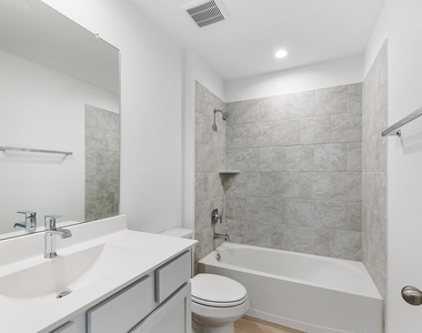 3203 Langley Bend Lane - Photo Thumbnail 25