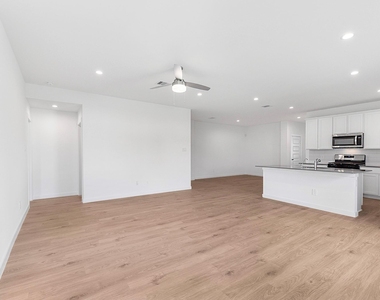 3203 Langley Bend Lane - Photo Thumbnail 13