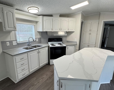 15840 Lowell - Photo Thumbnail 9