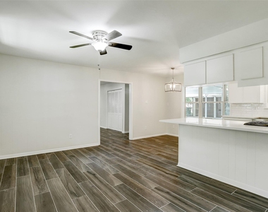 4134 Hill Oak Drive - Photo Thumbnail 2