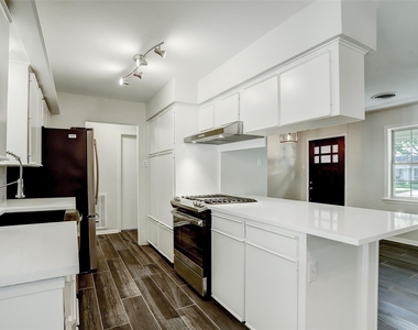 4134 Hill Oak Drive - Photo Thumbnail 5