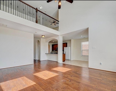 11 Sagamore Ridge Place - Photo Thumbnail 10