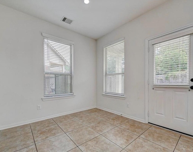 11 Sagamore Ridge Place - Photo Thumbnail 18