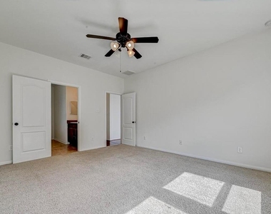 11 Sagamore Ridge Place - Photo Thumbnail 27