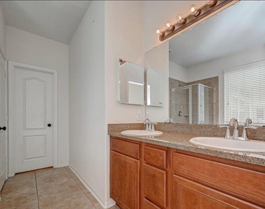 11 Sagamore Ridge Place - Photo Thumbnail 28
