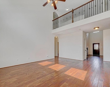 11 Sagamore Ridge Place - Photo Thumbnail 11