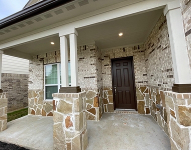 2216 Gadwall Court - Photo Thumbnail 1