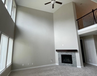 2216 Gadwall Court - Photo Thumbnail 3