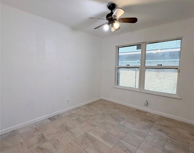 618 Sulphur Street - Photo Thumbnail 13