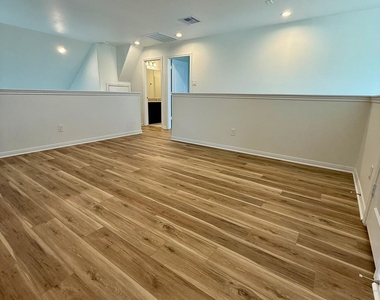 11707 Eclipse Drive - Photo Thumbnail 25
