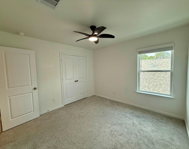 11707 Eclipse Drive - Photo Thumbnail 32