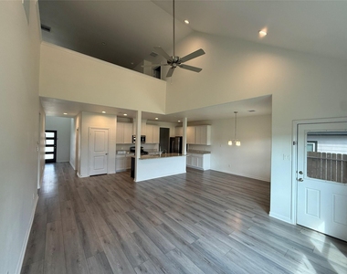 11707 Eclipse Drive - Photo Thumbnail 11