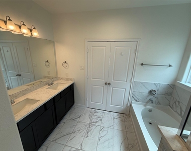 11707 Eclipse Drive - Photo Thumbnail 21