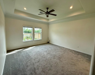 11707 Eclipse Drive - Photo Thumbnail 16