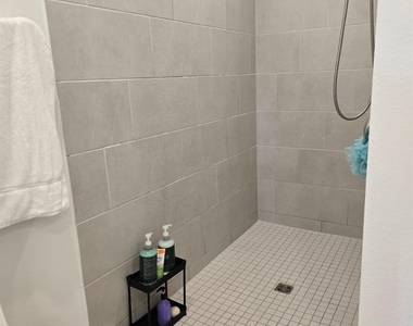 3061 Avenida Sonoma - Photo Thumbnail 2
