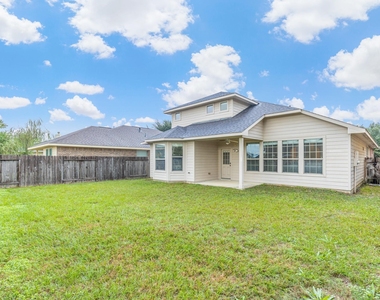 16911 Savannah Park Drive - Photo Thumbnail 22