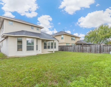 16911 Savannah Park Drive - Photo Thumbnail 23