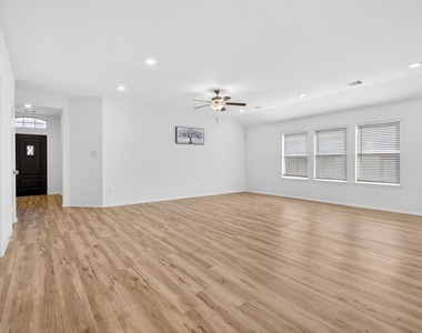 5402 Still Creek Ranch Drive - Photo Thumbnail 11