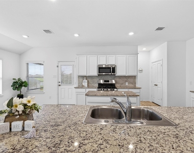 5402 Still Creek Ranch Drive - Photo Thumbnail 13