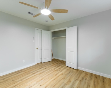 6119 S Braeswood Boulevard - Photo Thumbnail 27