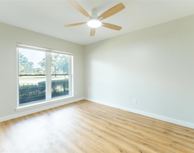6119 S Braeswood Boulevard - Photo Thumbnail 20