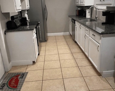 416 Nancy Drive - Photo Thumbnail 5