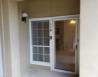 921 Marine Drive - Photo Thumbnail 2