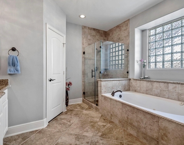 18918 Villa Bergamo Lane - Photo Thumbnail 19