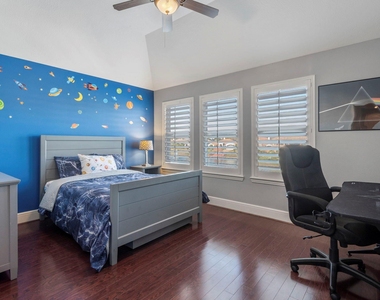 18918 Villa Bergamo Lane - Photo Thumbnail 26
