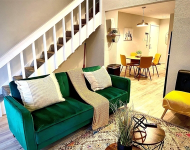 12900 Walden Road - Photo Thumbnail 2