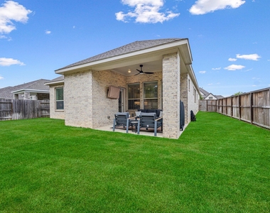9403 Windward Bluff Way - Photo Thumbnail 18