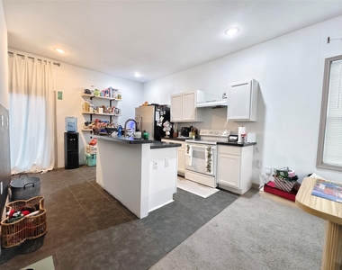 1217 Campbell Street - Photo Thumbnail 20