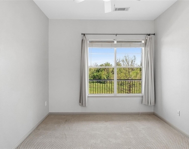 1441 East Street - Photo Thumbnail 12