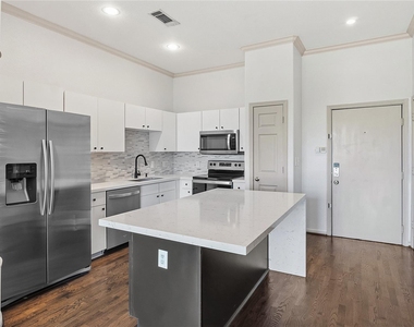 1441 East Street - Photo Thumbnail 3