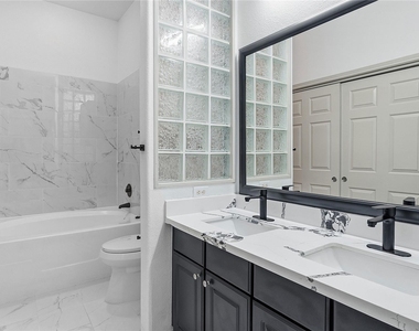 1441 East Street - Photo Thumbnail 15